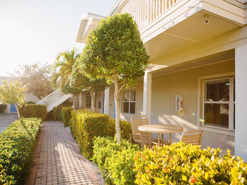 The Beach Club at Anna Maria image