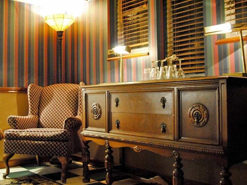 Bacon Mansion Bed & Breakfast image