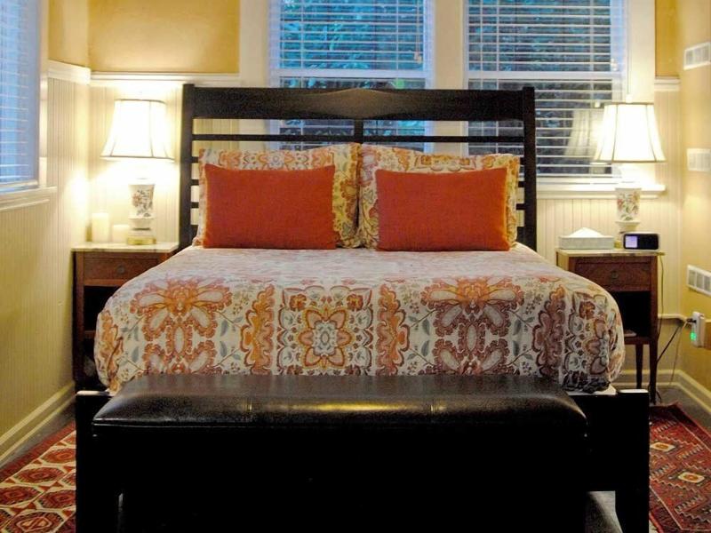Bacon Mansion Bed & Breakfast image