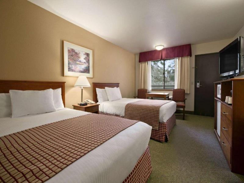 Baymont by Wyndham Seattle/Kirkland WA image