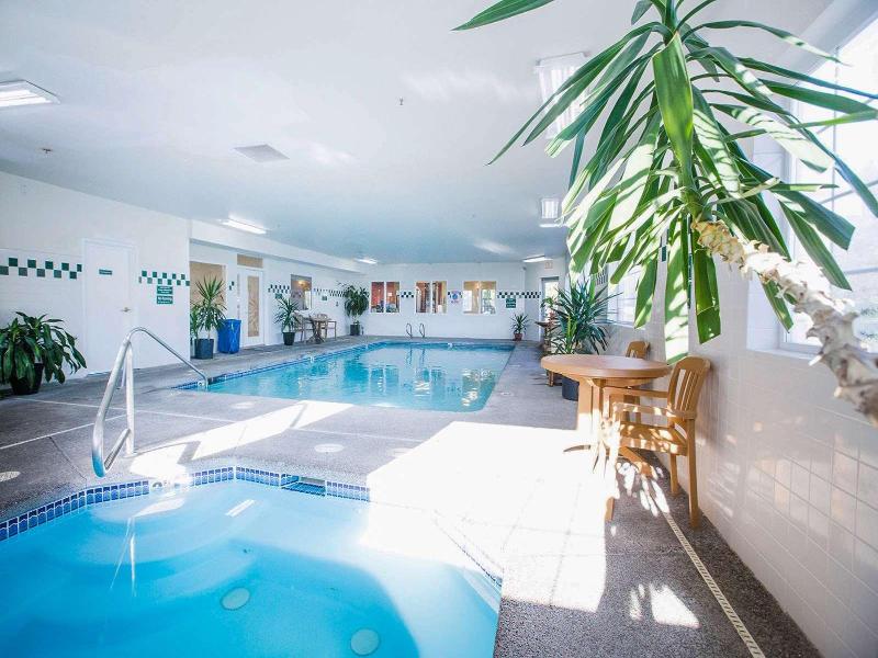 Red Lion Inn & Suites Mcminnville image