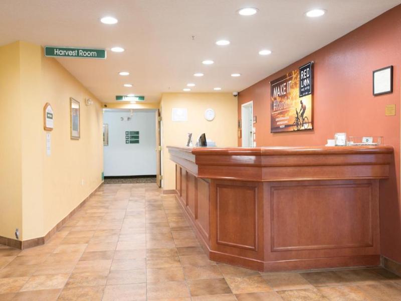 Red Lion Inn & Suites Mcminnville image