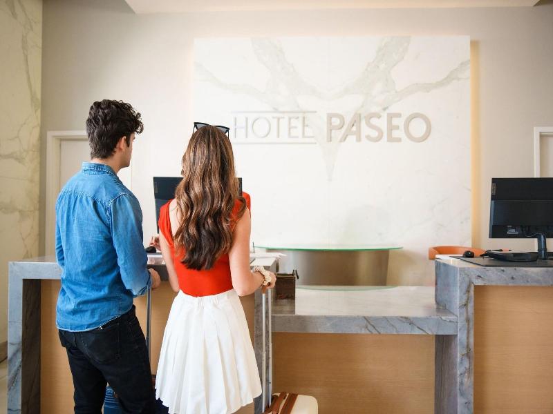 Paseo Autograph Collection image