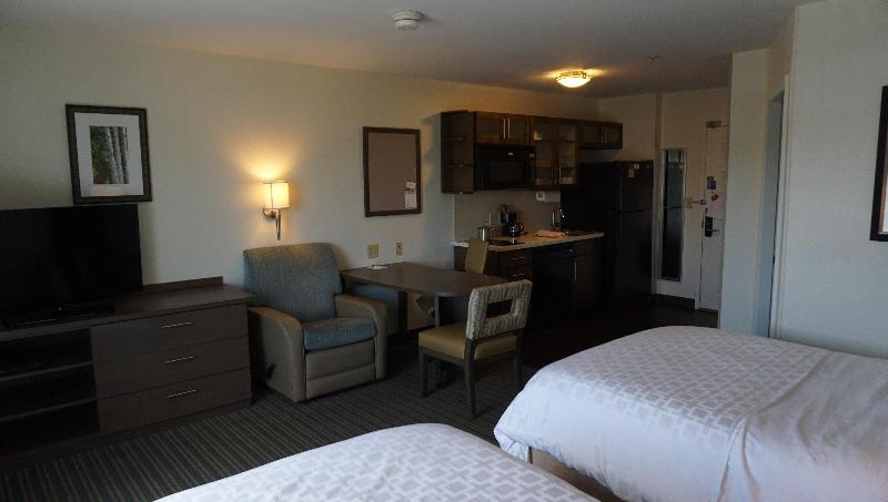 Candlewood Suites West Springfield photo 18