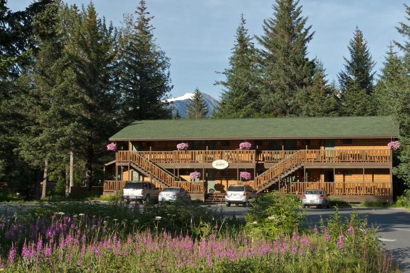 Seward Windsong Lodge image