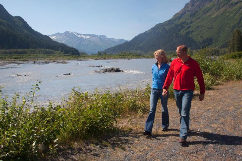 Seward Windsong Lodge image