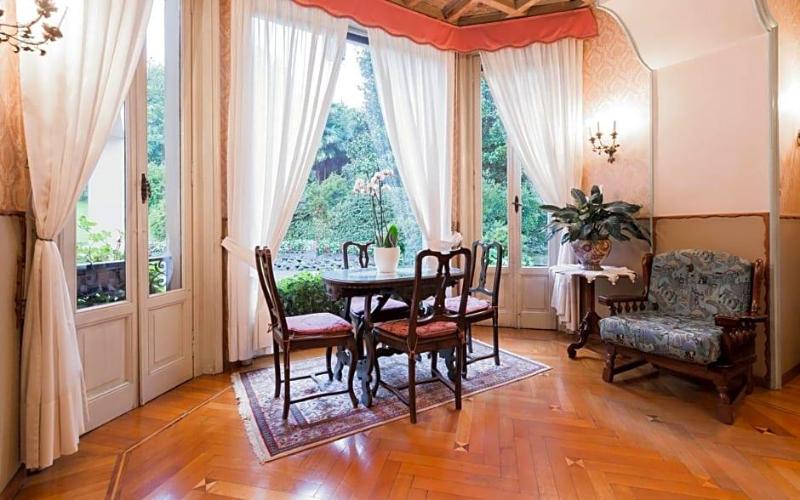 Du Parc image