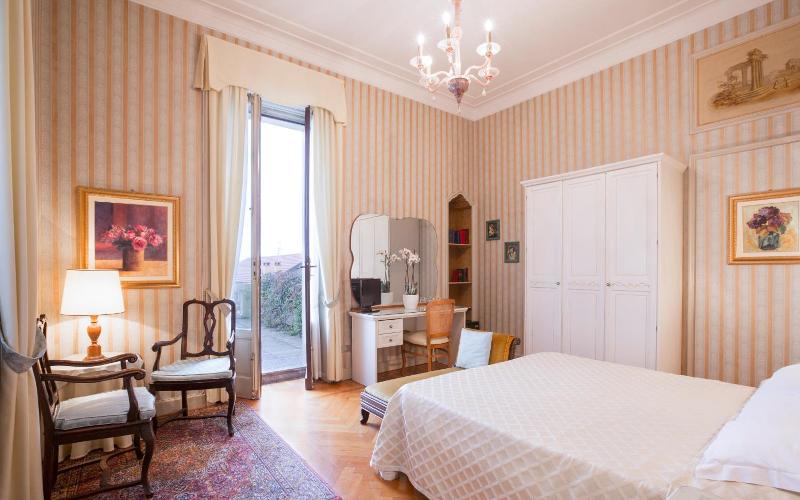 Du Parc image