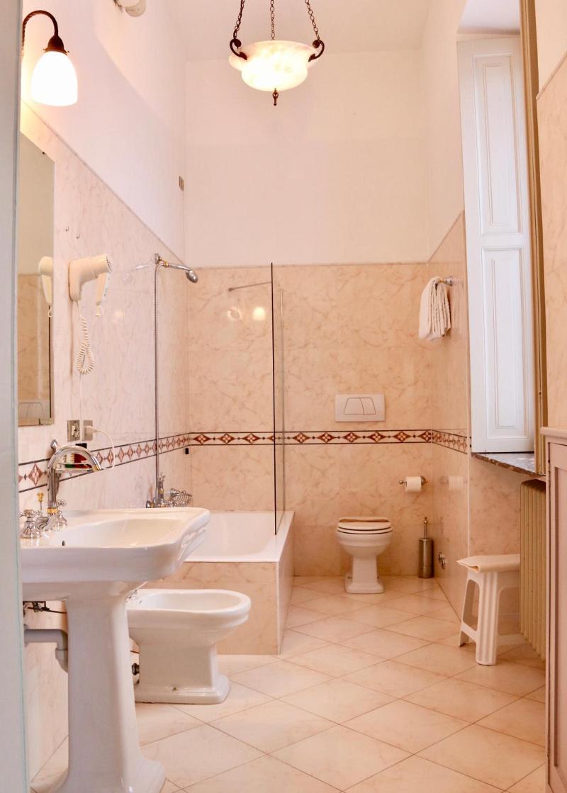 Du Parc image
