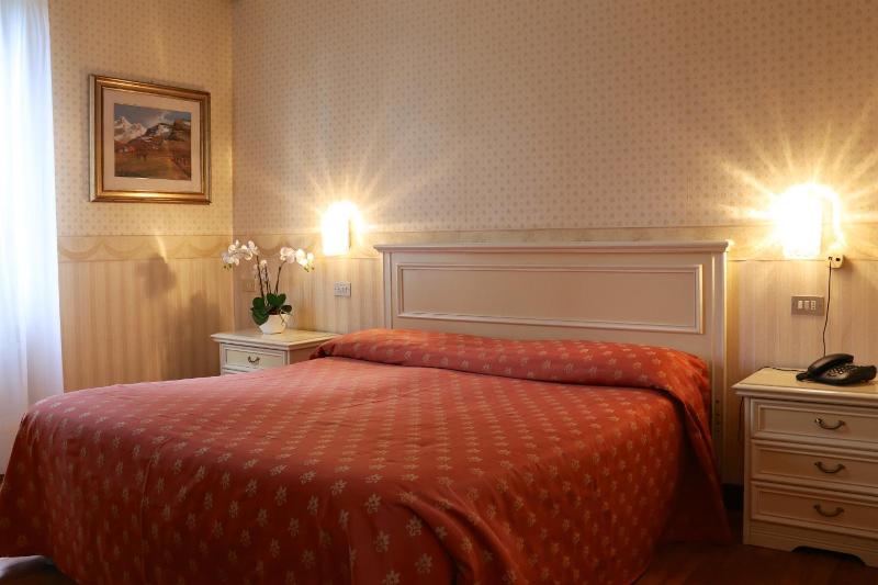 Du Parc image