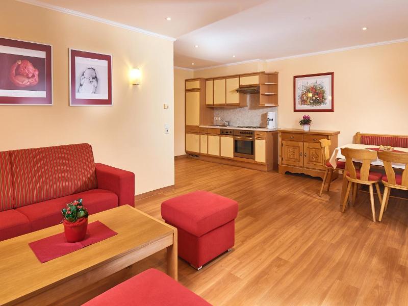 Familotel Sonnberg Ferienanlage image