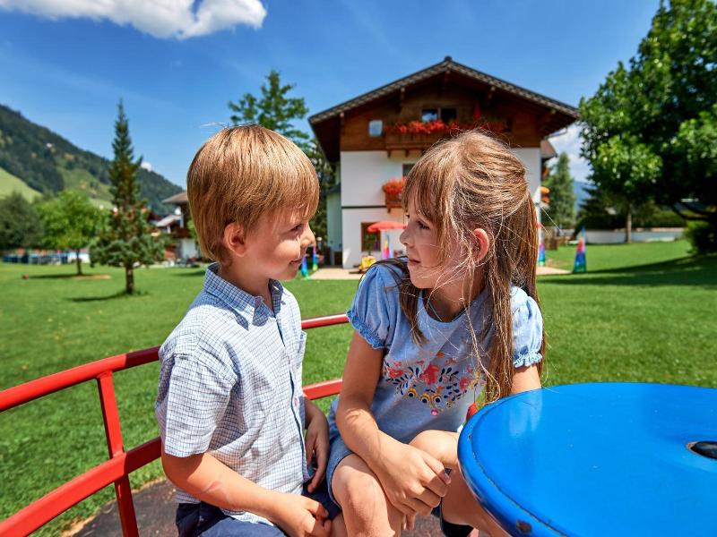 Familotel Sonnberg Ferienanlage image