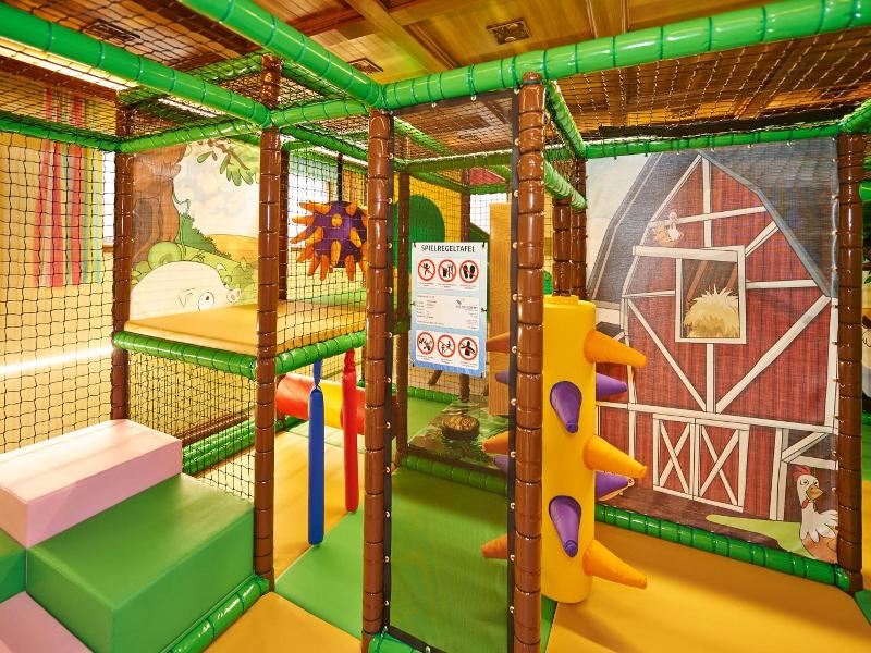 Familotel Sonnberg Ferienanlage image