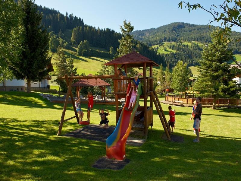 Familotel Sonnberg Ferienanlage image