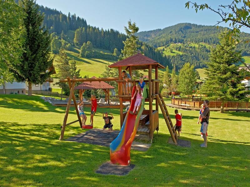 Familotel Sonnberg Ferienanlage image