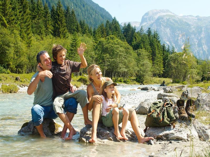 Familotel Sonnberg Ferienanlage image