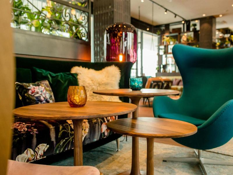 Motel One Salzburg-Süd image