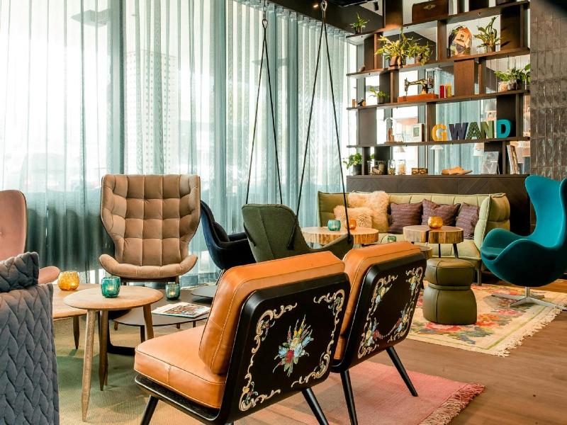 Motel One Salzburg-Süd image