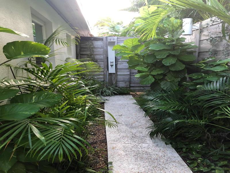 Captiva Beach Resort image