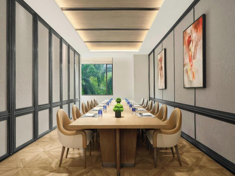 JW Marriott Hotel & Suites Saigon image