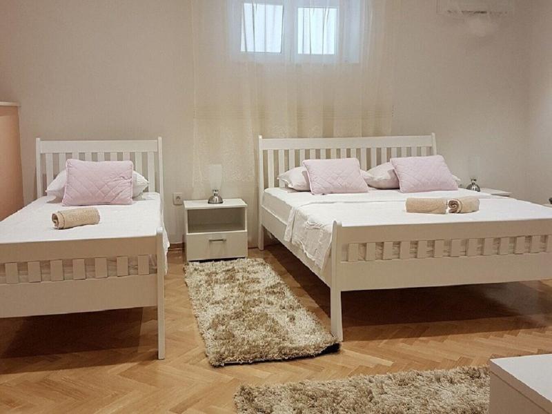 Guest House Vlado image