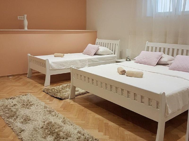 Guest House Vlado image