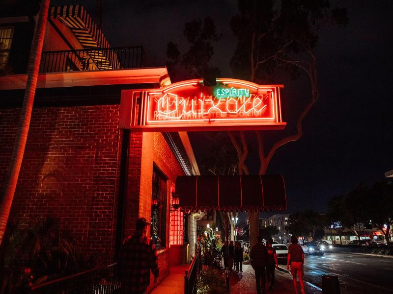 Lafayette Hotel & Suites in San Diego image