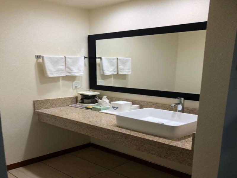 Days Inn by Wyndham Oroville image