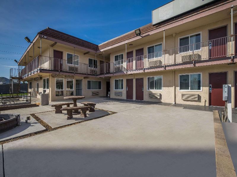 Knights Inn San Bernardino image