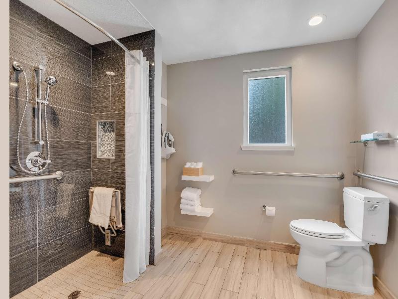 Sather Berkeley SureStay Collection by BW image