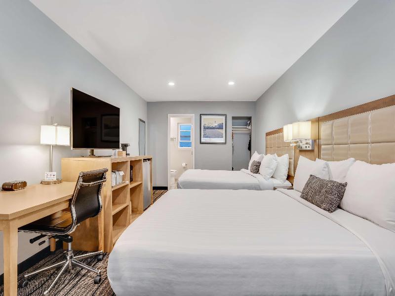 Sather Berkeley SureStay Collection by BW image