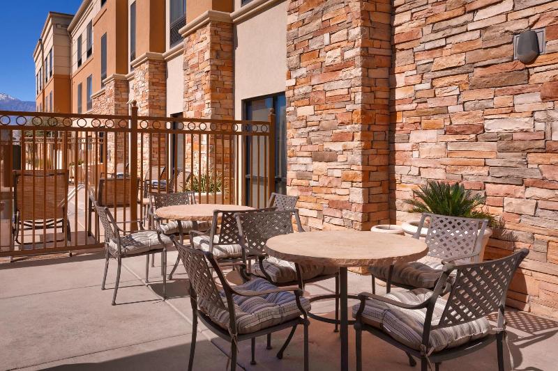 Springhill Suites Thatcher image