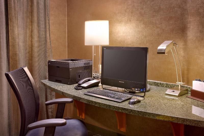 Springhill Suites Thatcher image