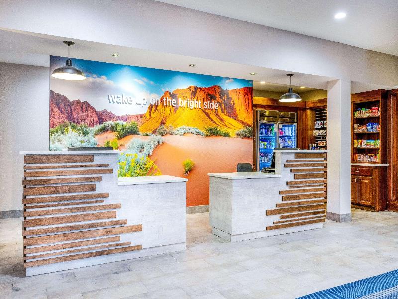 La Quinta Inn & Suites by Wyndham St. George image