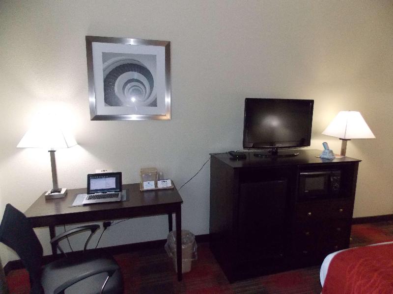 Best Western Springfield West Inn image
