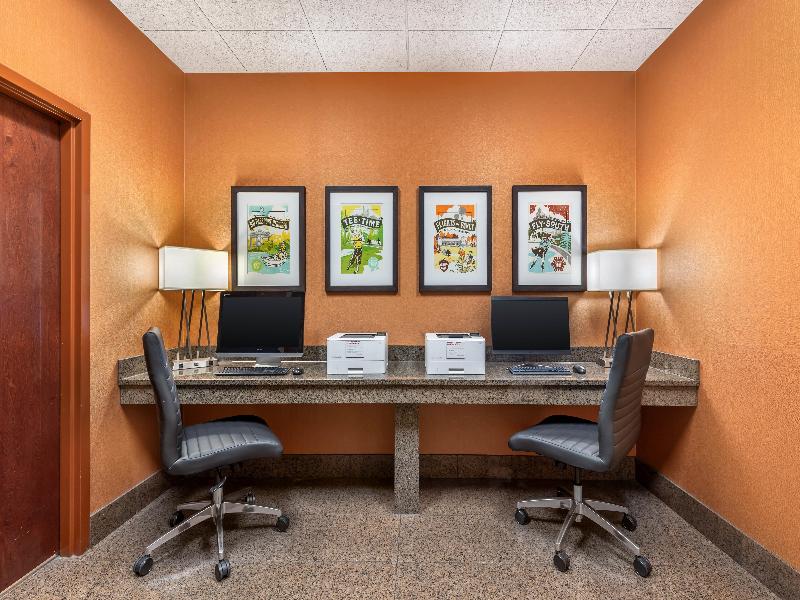 Drury Inn & Suites Near Forest Park image