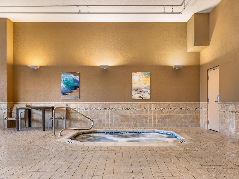 Drury Inn & Suites Near Forest Park image
