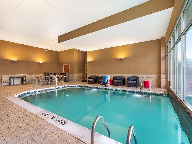 Drury Inn & Suites Near Forest Park image