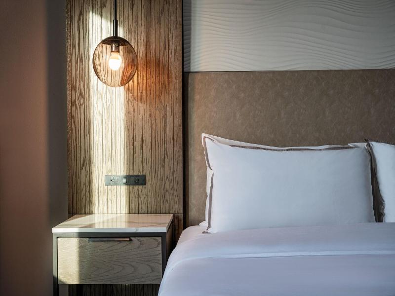 The Westin Sacramento Riverfront Hotel & Spa image