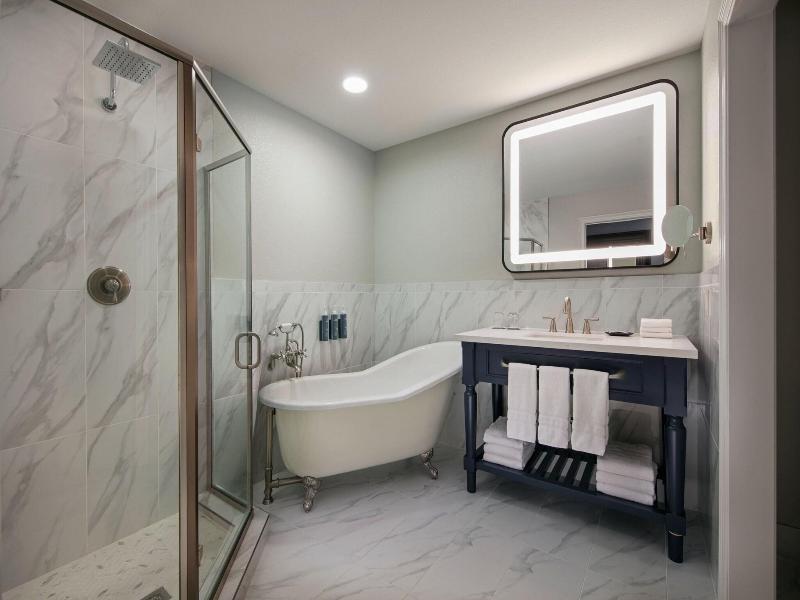 The Westin Sacramento Riverfront Hotel & Spa image