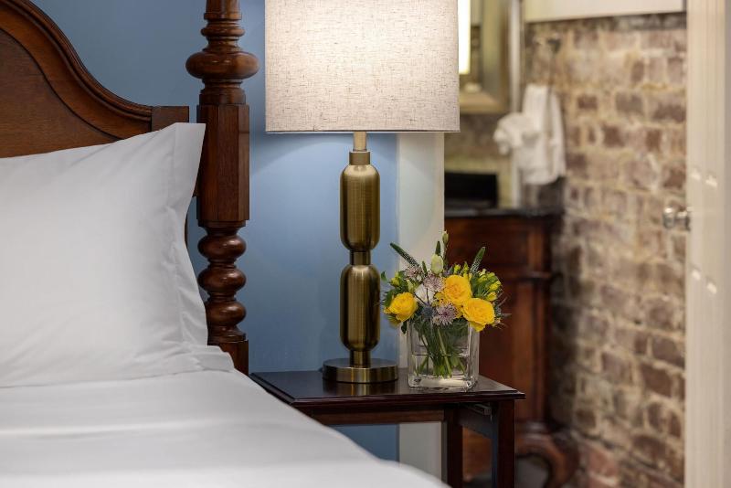 Hamilton-Turner Inn image