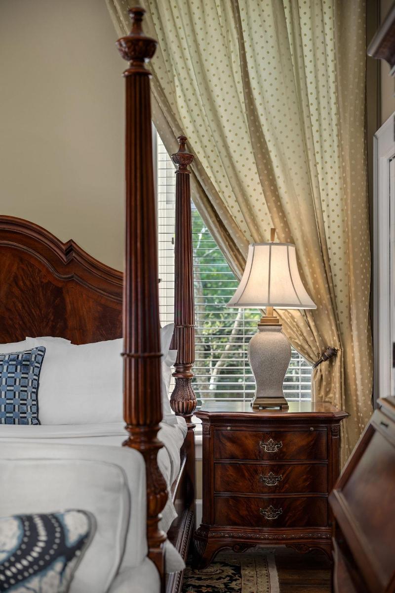 Hamilton-Turner Inn image