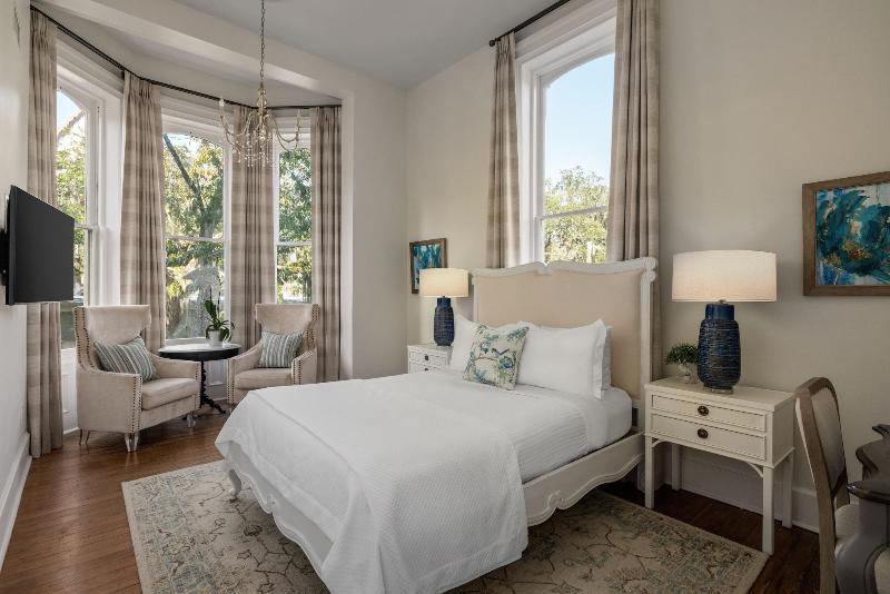 Hamilton-Turner Inn image