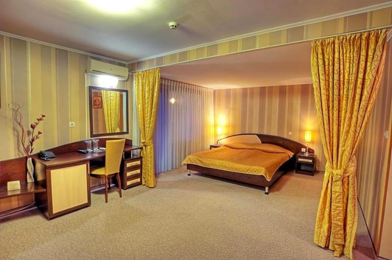 Luxor Hotel & Casino Komplex image