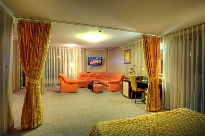 Luxor Hotel & Casino Komplex image