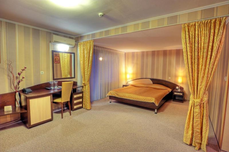 Luxor Hotel & Casino Komplex image