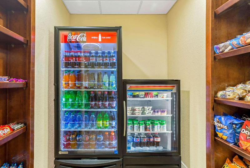 La Quinta Inn & Suites North Mobile - Satsuma image
