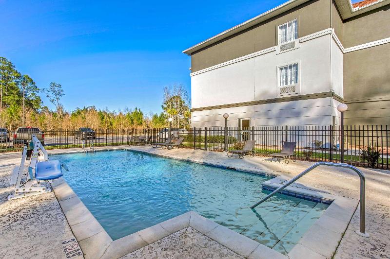 La Quinta Inn & Suites North Mobile - Satsuma image