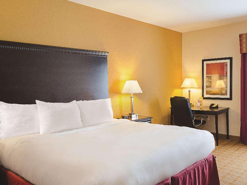 La Quinta Inn & Suites North Mobile - Satsuma image
