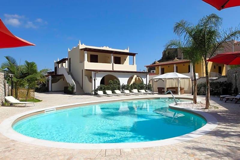 Hotel Borgo Eolie image